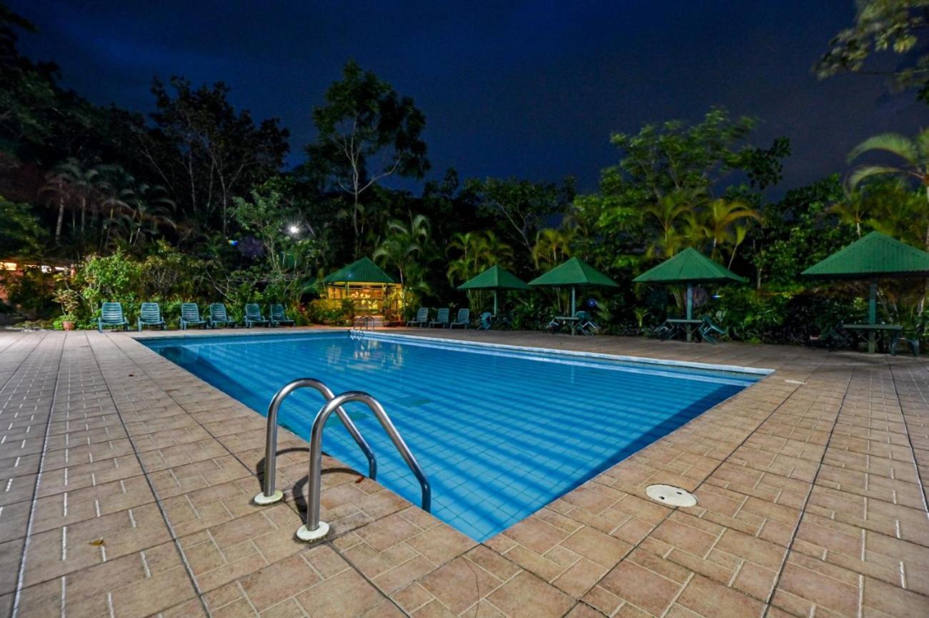 Lands In Love Hotel And Resort Colonia Palmareña Exterior foto