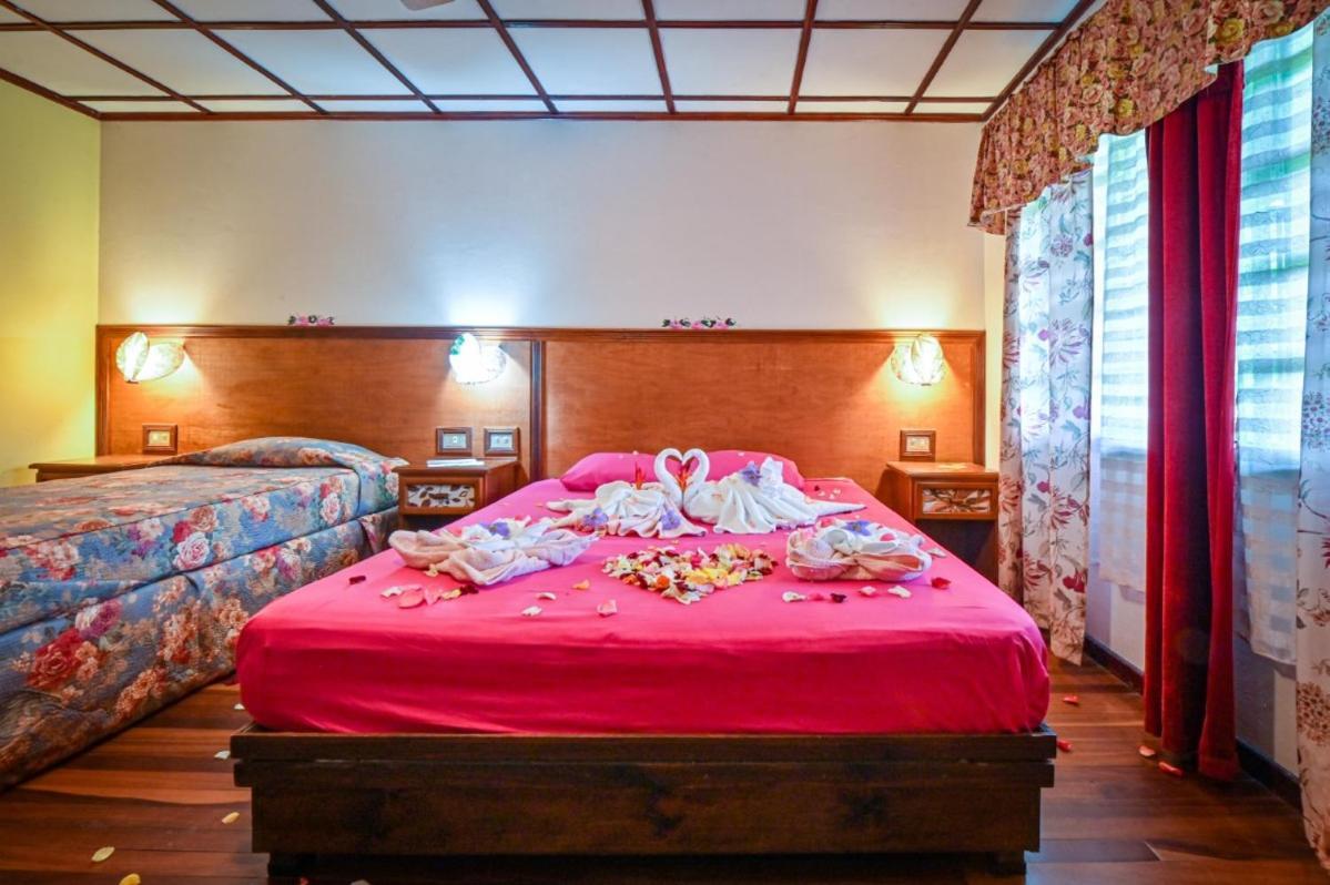 Lands In Love Hotel And Resort Colonia Palmareña Exterior foto